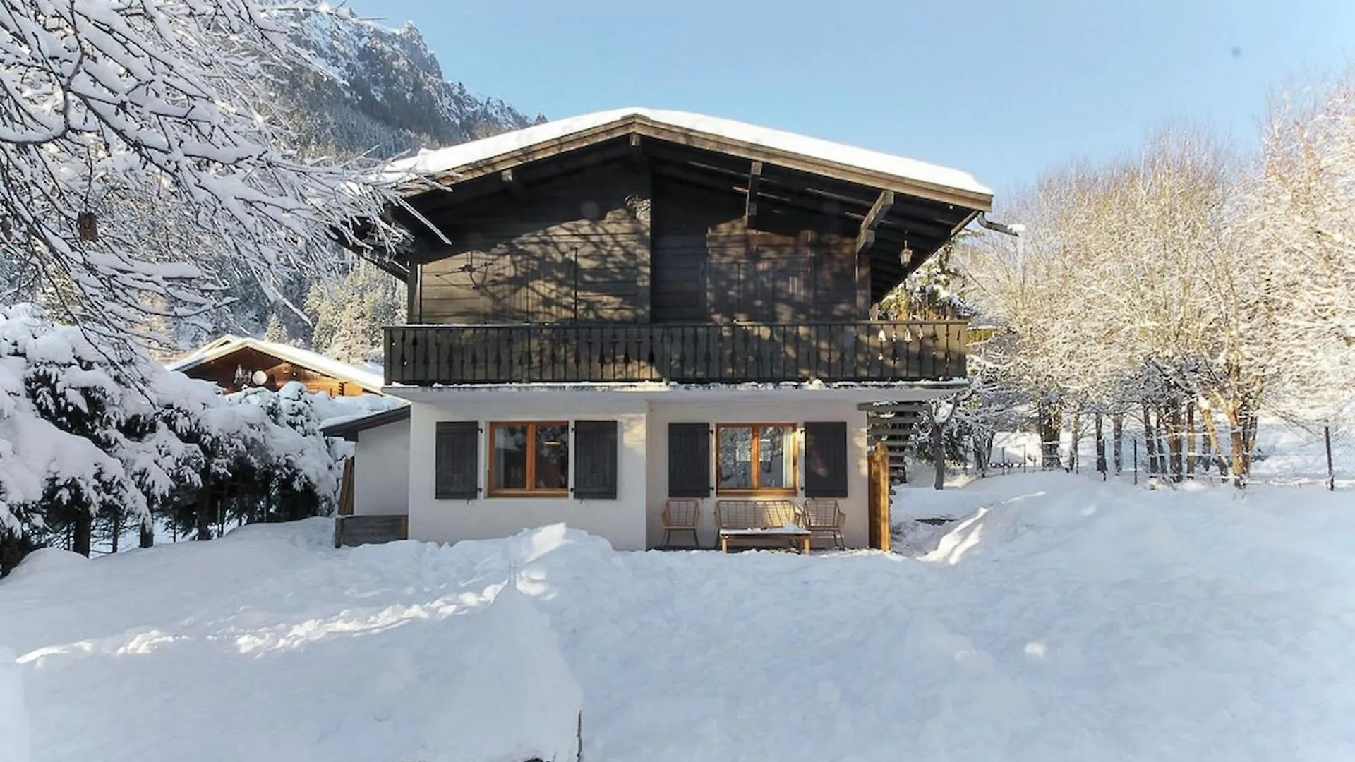 Violette De Cham - Jardin Prive - Vue Mont Blanc